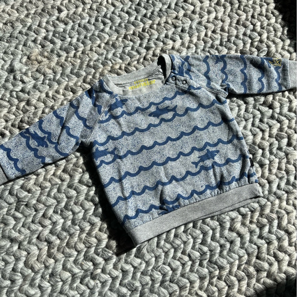 Munster shark wave sweatshirt